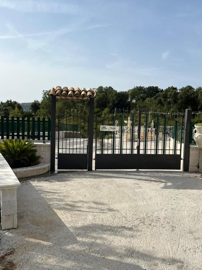איטרי Villa Fiore - Piscina E Idromassaggio מראה חיצוני תמונה